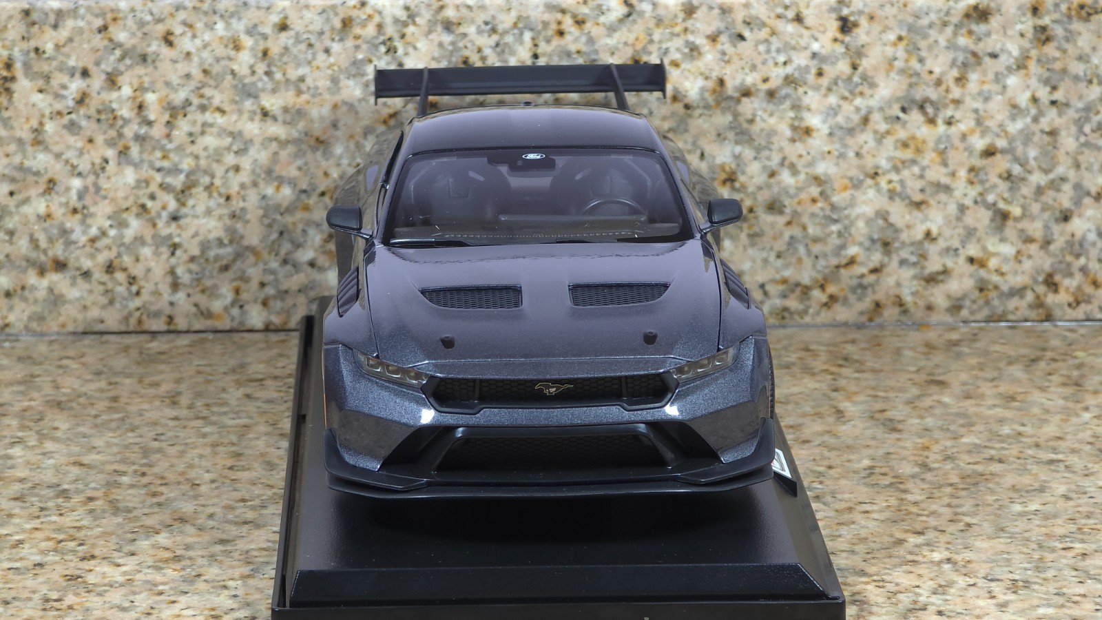 2025 Ford Mustang GTD 1:18 Maisto Exclusive Style Special Edition