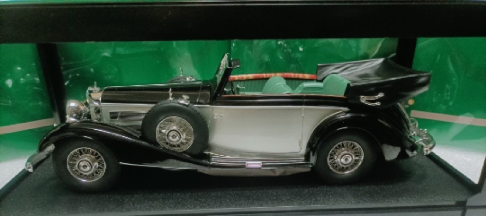 Cult 1:18 Mercedes Benz 540K B 1936 Black Silver Convertible Vintage Car Model