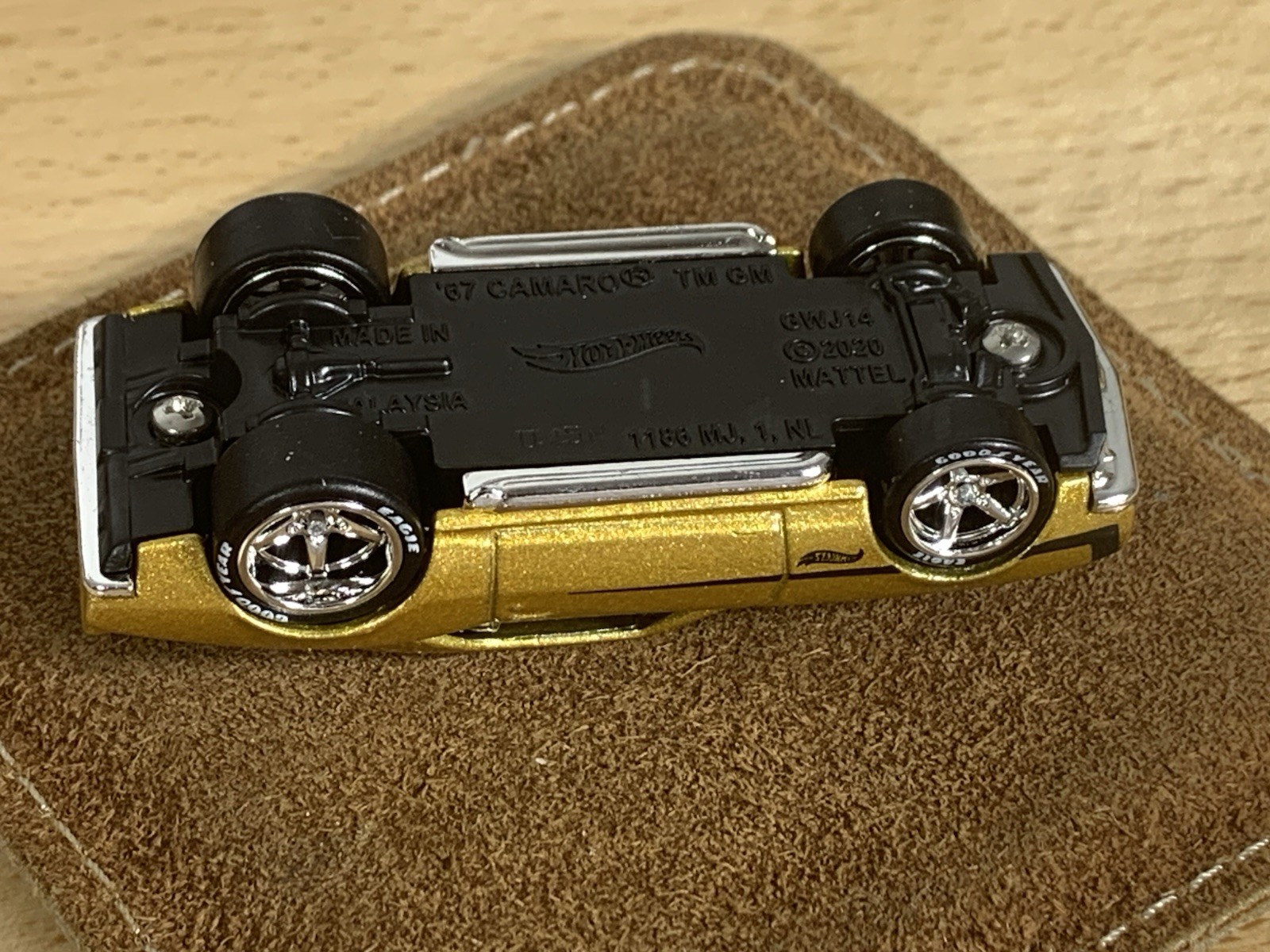 Hot Wheels ’67 Chevy Camaro Custom Wheel Swap Hot Rod Street Machine