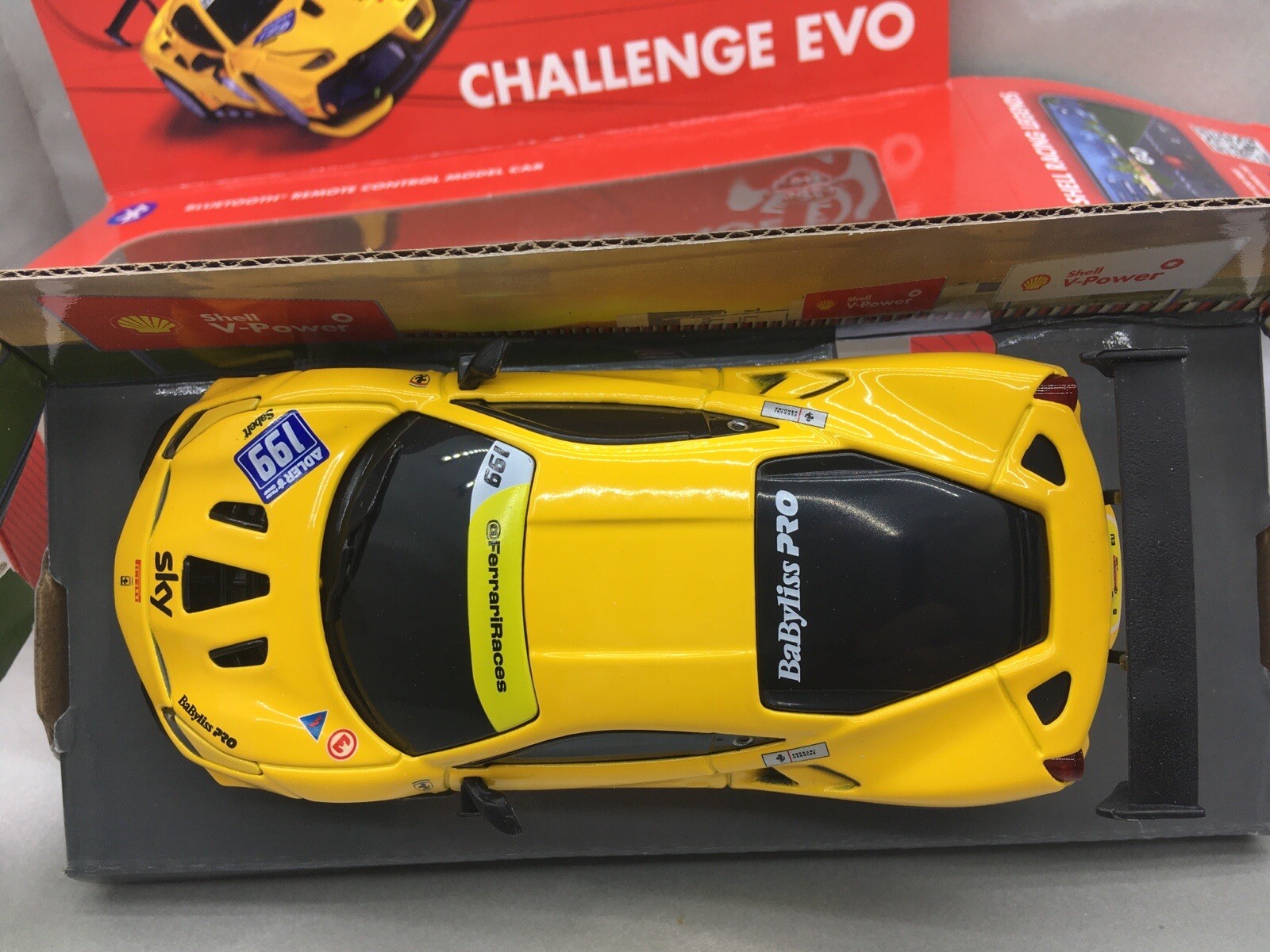 🇺🇦 1:43 Shell Ferrari 488 Challenge EVO Yellow Remote RC Front Lights Shining