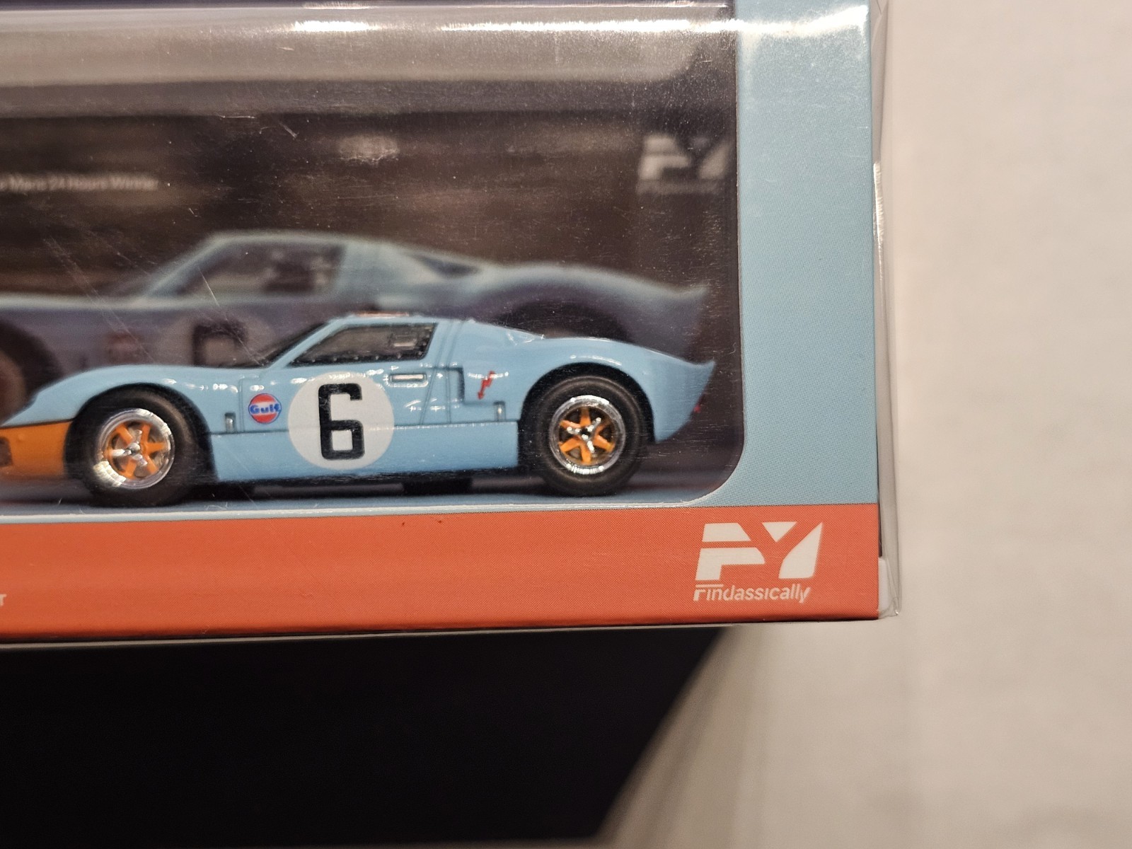 1/64 Ford GT 40 MK 1 No 6 John Wyer Gulf Livery 1969 Le Mans 24 Hour