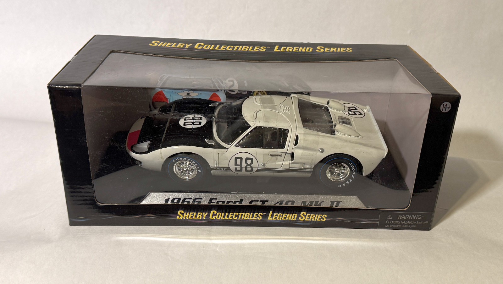 Shelby Collectibles Legend Series 1966 FORD GT-40 MK II #98 1:18 scale diecast