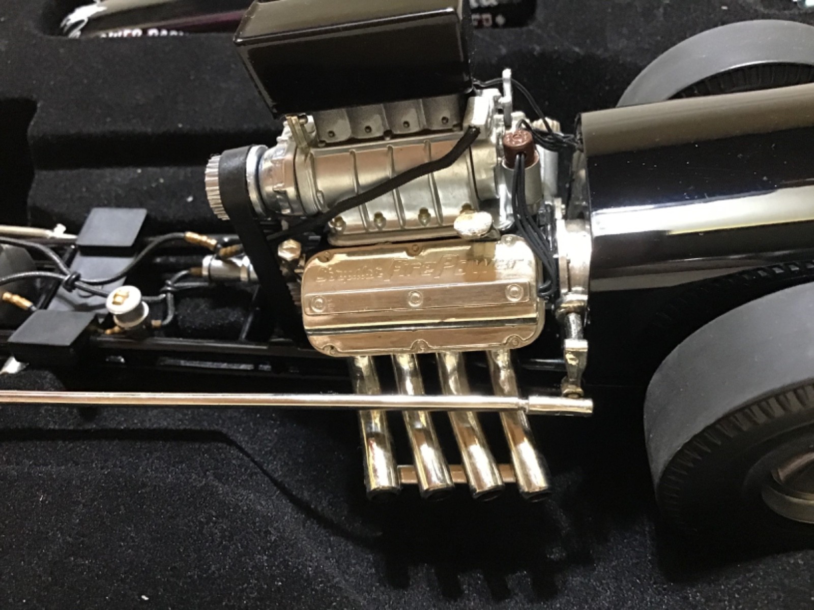 KALITTA CONNIE FRONT ENGINE BOUNTY HUNTER DIECAST DRAGSTER 1/18 GMP NHRA 14005