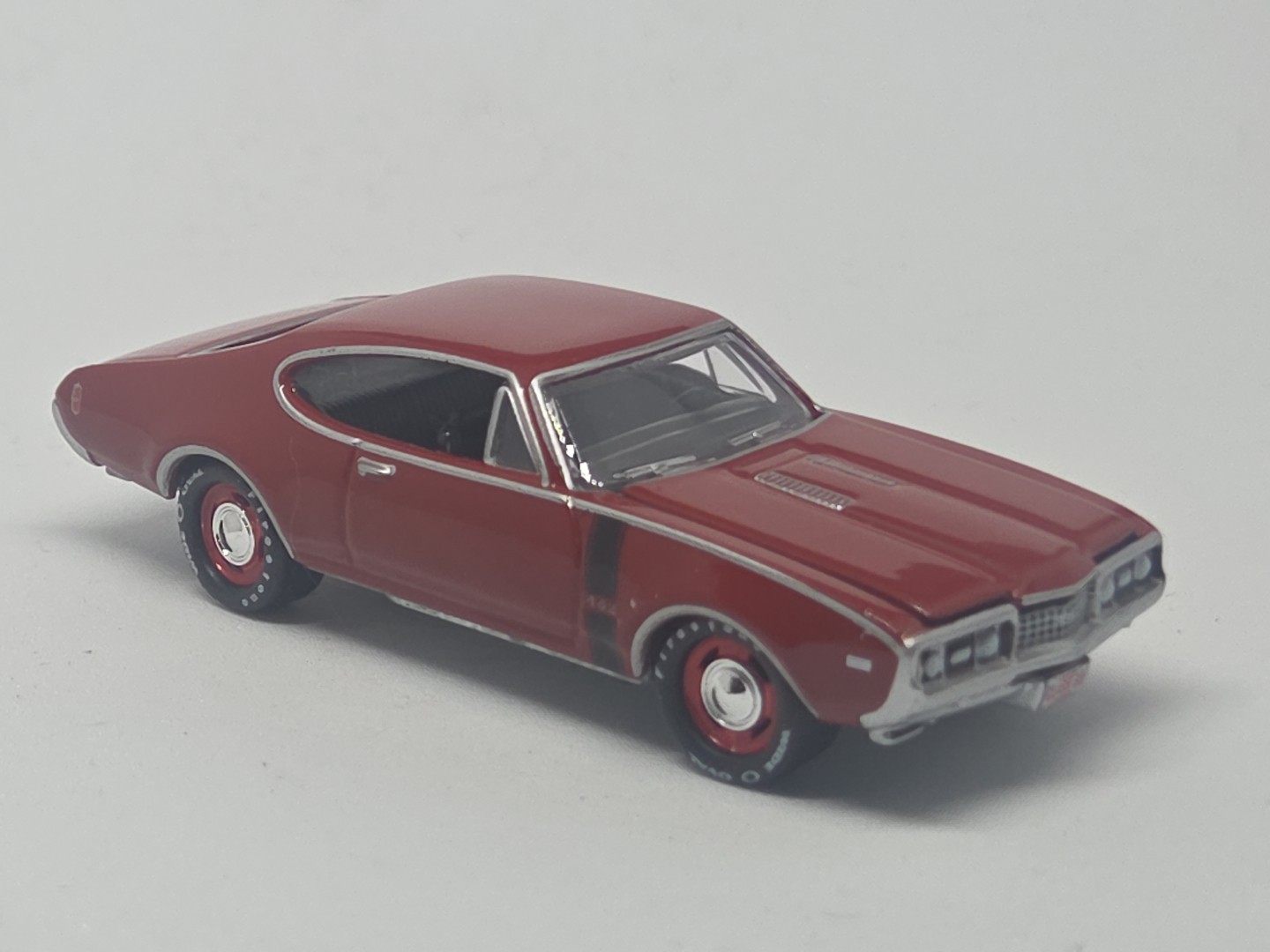 1968 ’68 OLDS OLDSMOBILE 442 W30 COLLECTIBLE 1/64 SCALE LIMITED EDITION RED