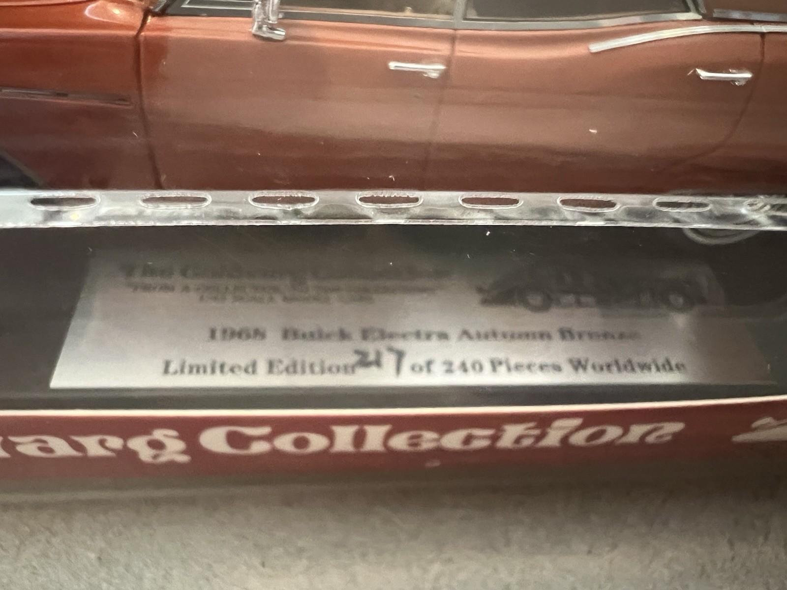The Goldvarg Collection 1:43 1968 Buick Electra Autumn Bronze