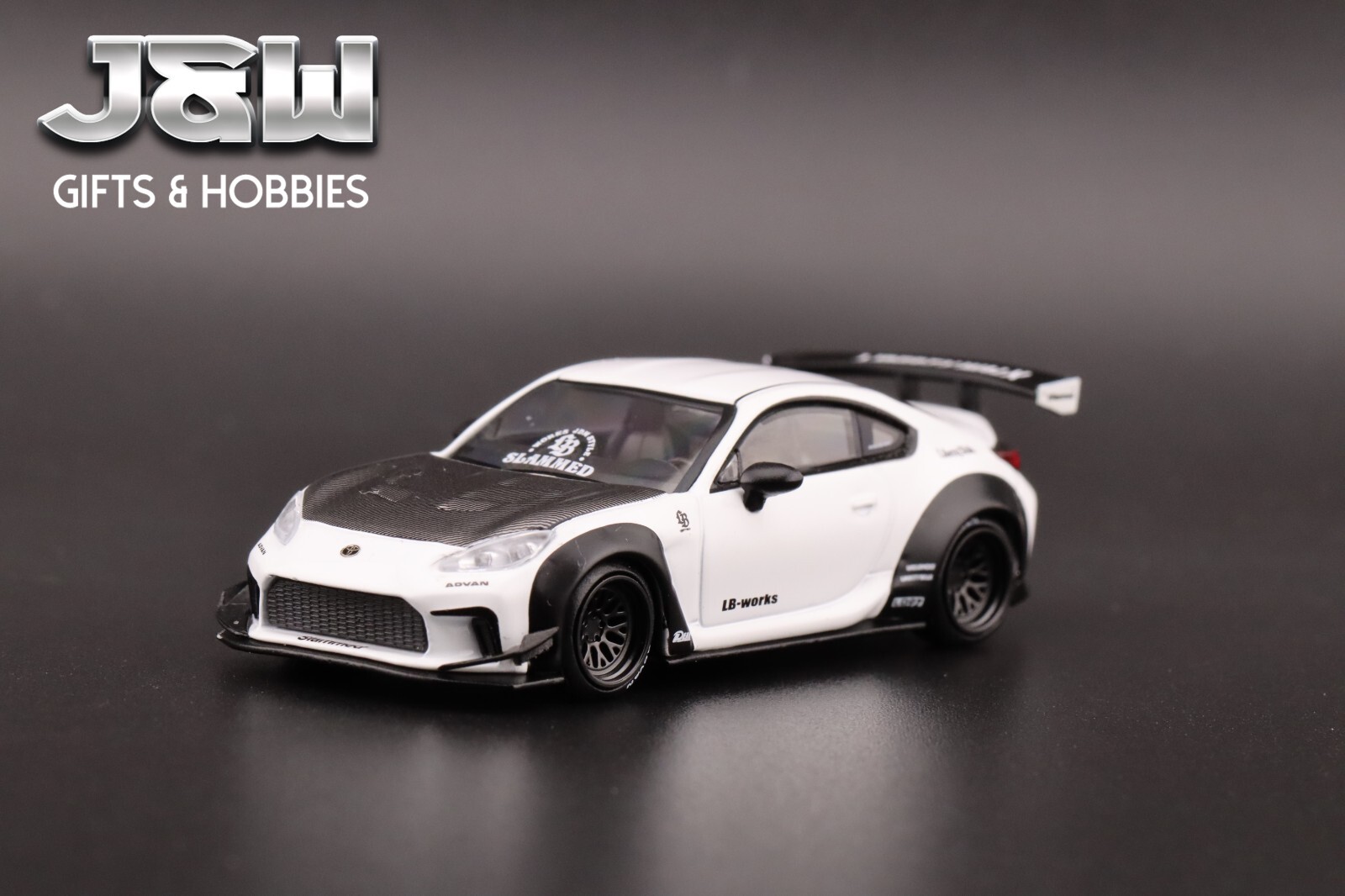 Mini GT Toyota GR86 LB Nation White #769 1/64
