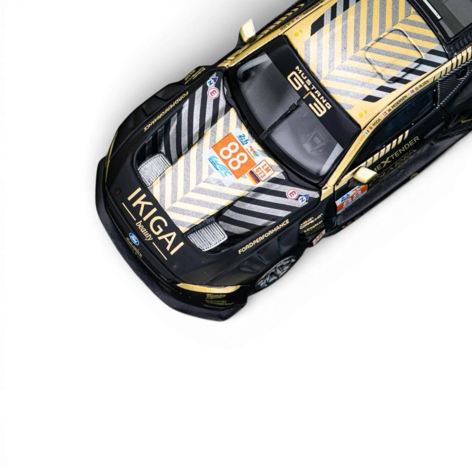 EA Elowen Art Ford Mustang GT3 24H Le Mans – Black Gold #88 1:64