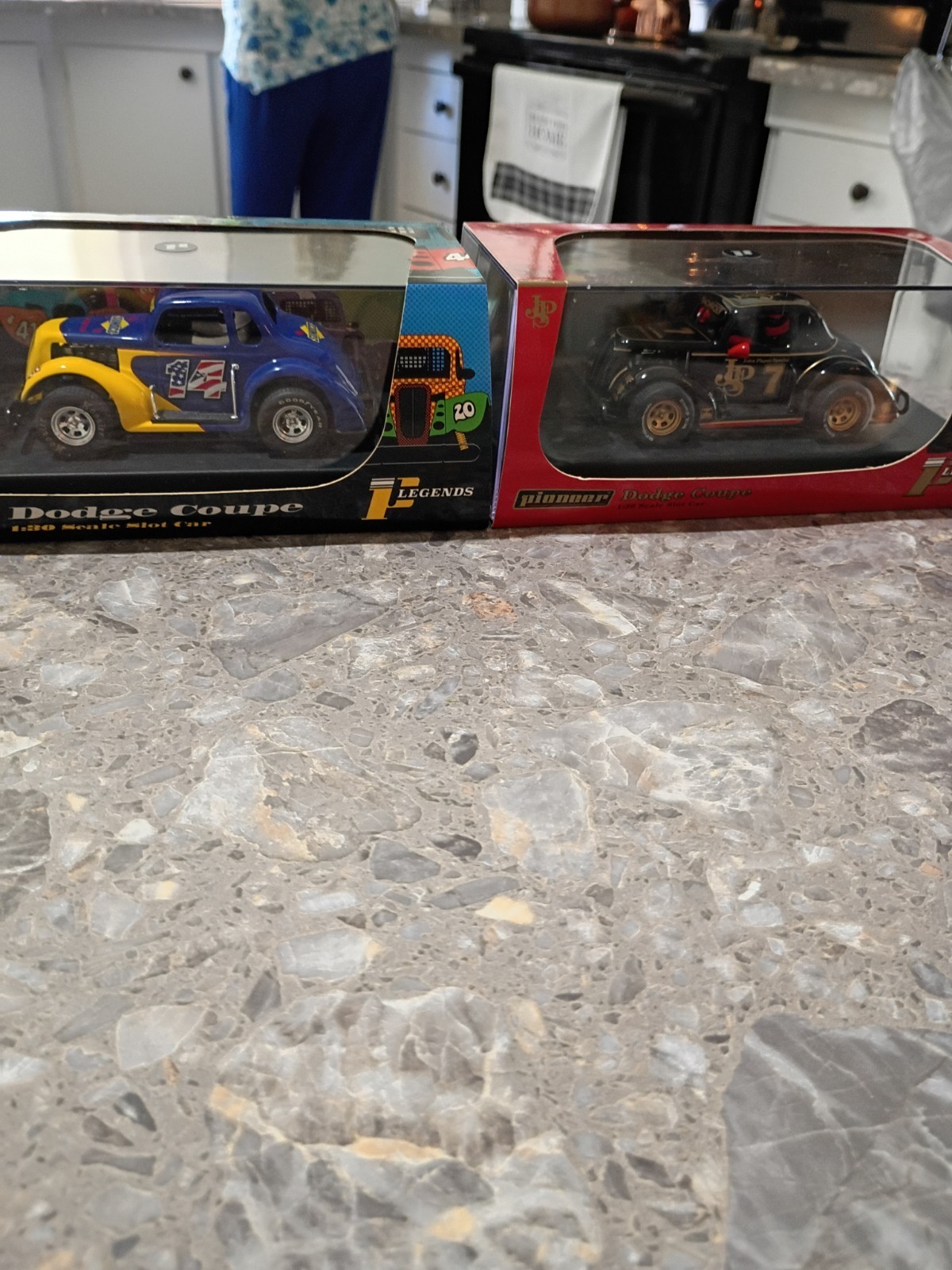 Pioneer F Legends 1934 Dodge Coupe 1:30 Diecast Slot Car Blue/Yellow Case