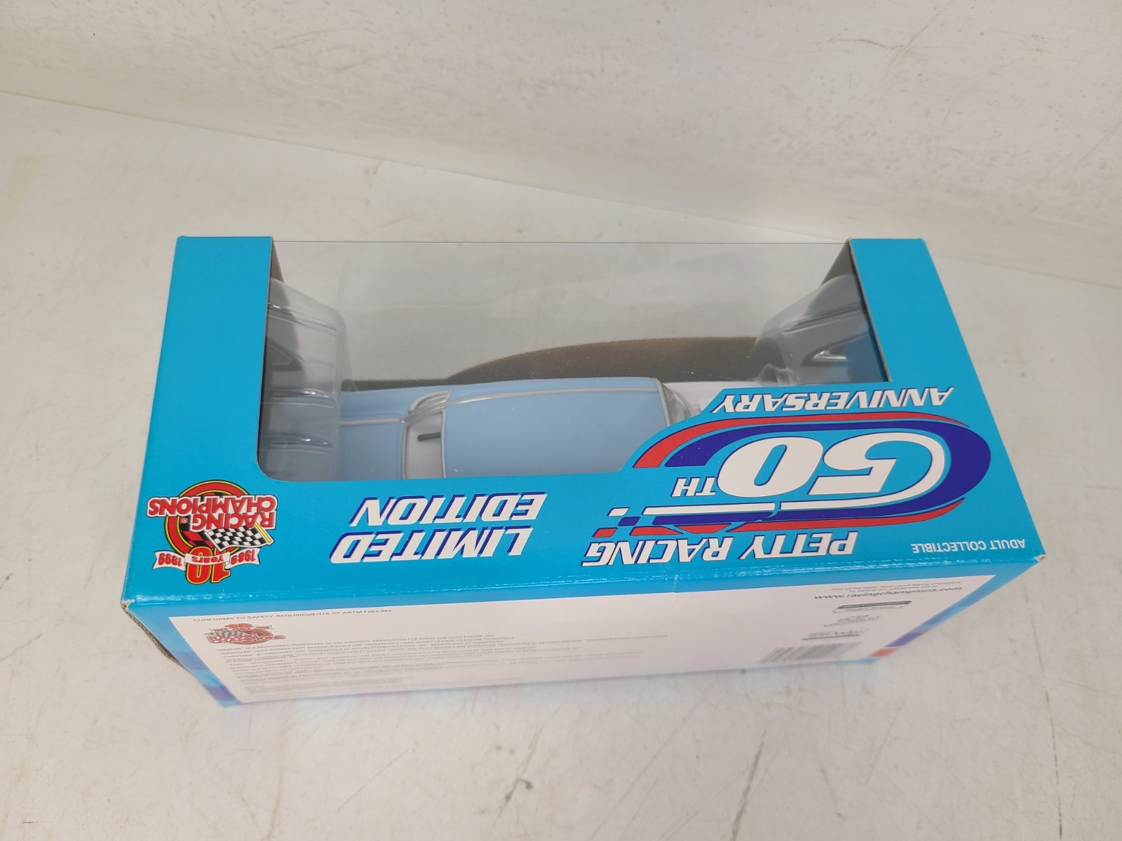 (NEW) Richard Petty 50th Anniversary 1957 Oldsmobile 88 Diecast 1:24
