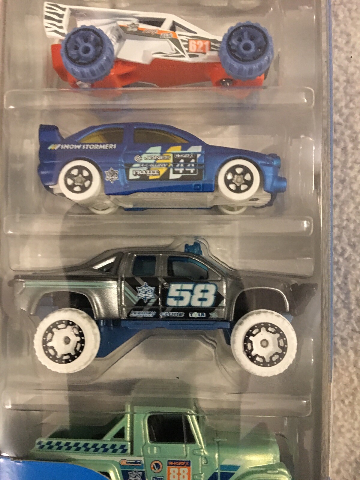 Hot Wheels Five Pack Snowstormers 2017 NEW UNOPENED PACKAGE B207