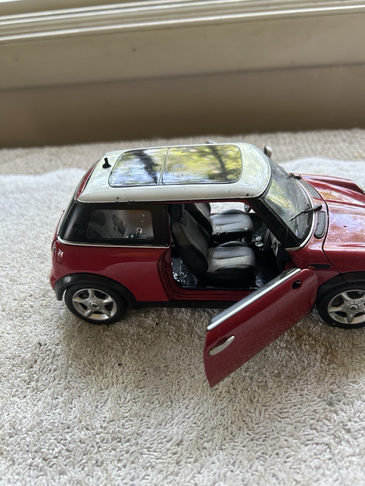 Model Mini Cooper 723 scale 1/18 Maisto co.