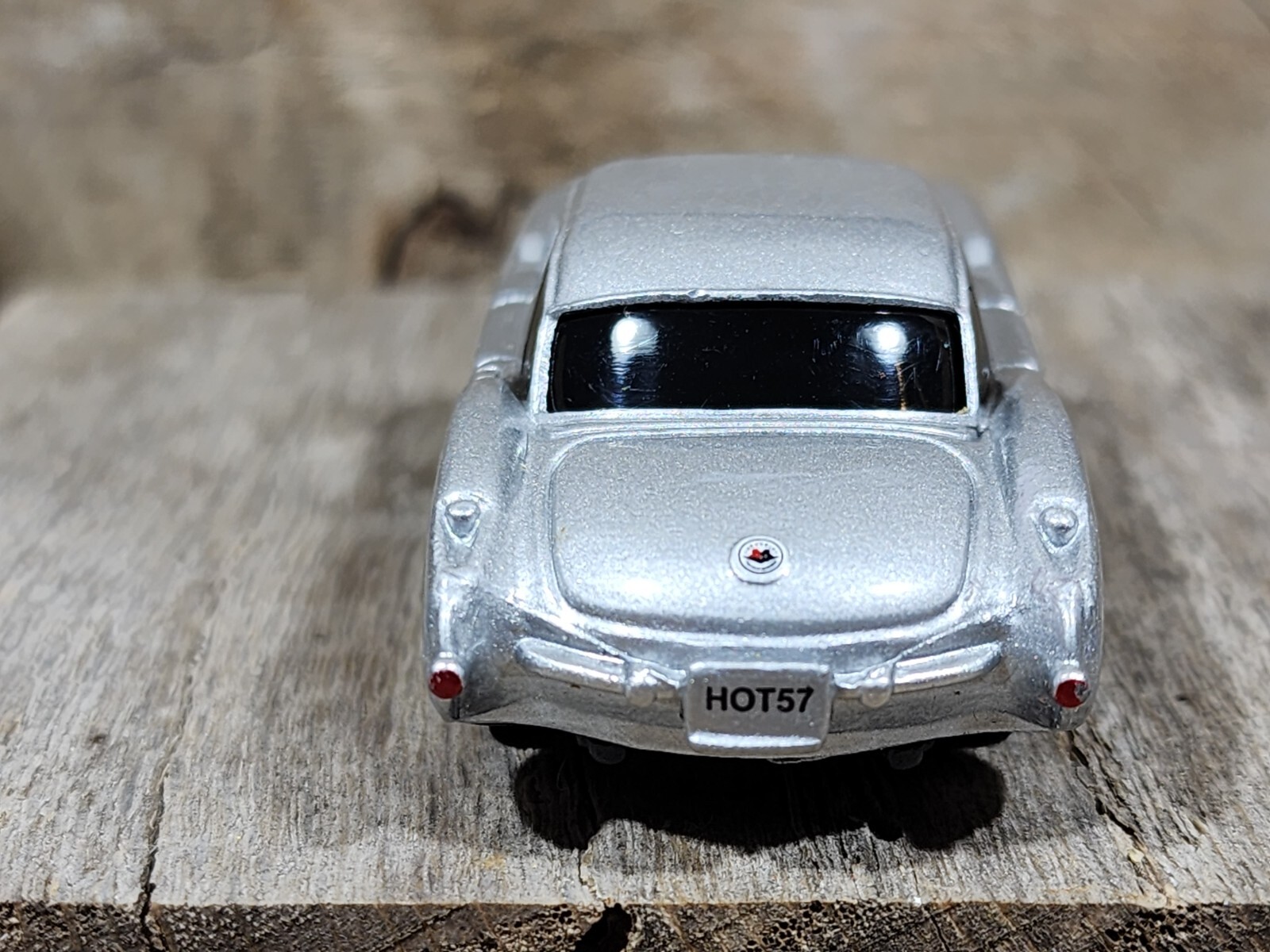 Maisto Diecast 1957 Hard Top Silver/Red Chevrolet Corvette 1:64 Loose Used