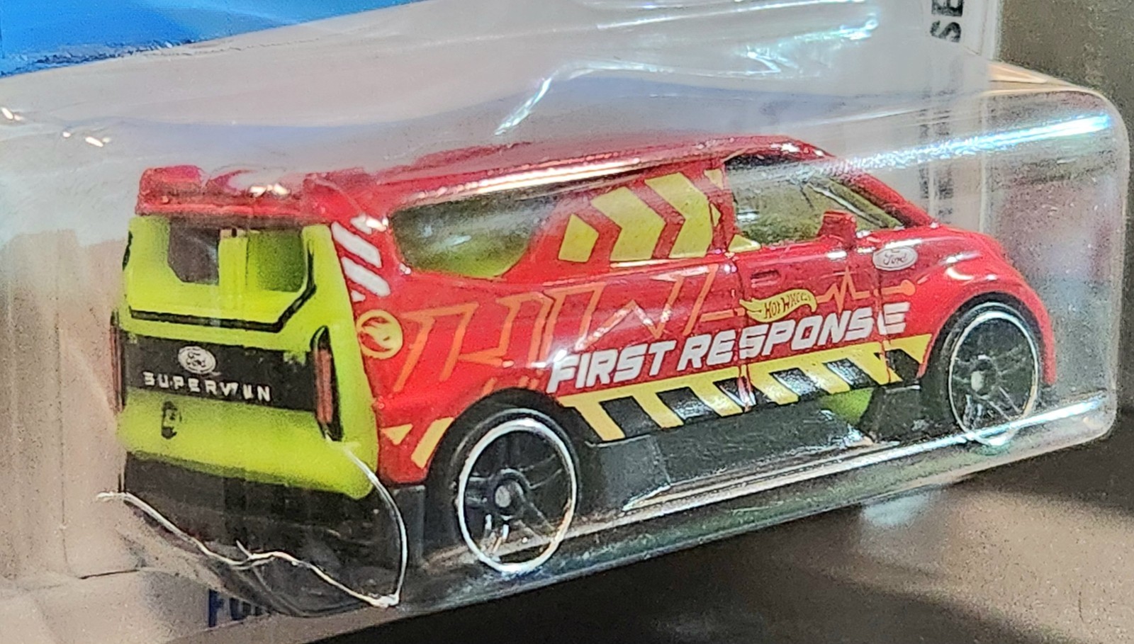 Hot Wheels Matchbox Ford Performance Supervan 4 E- Transit Connect Treasure Hunt