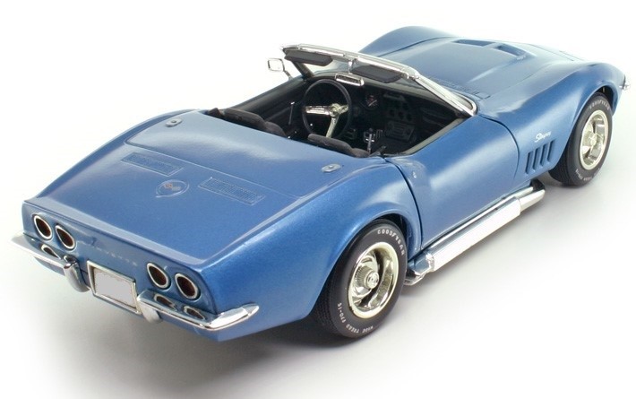 Corvette Chevrolet55Chevy57StingRay1963Race Car1:18Classic24Hot Rod12Model1972