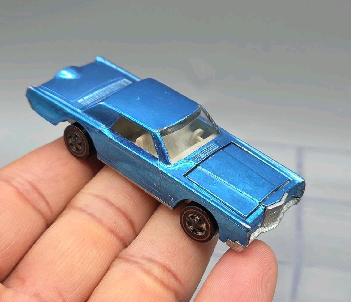 VTG Hot Wheels Redline 1968 Custom Continental Mark lll Blue USA
