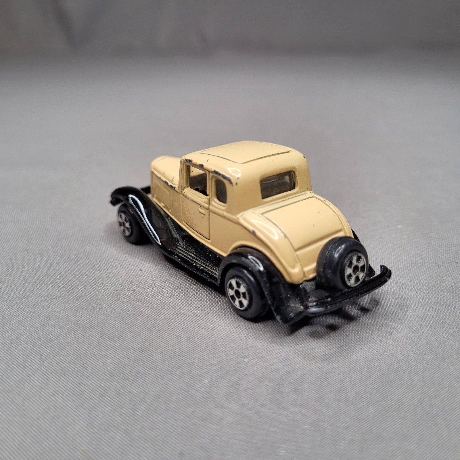 Ertl ’32 Ford Coupe Beige Tan Brown Black Diecast Car Toy Loose USA Vintage 1932