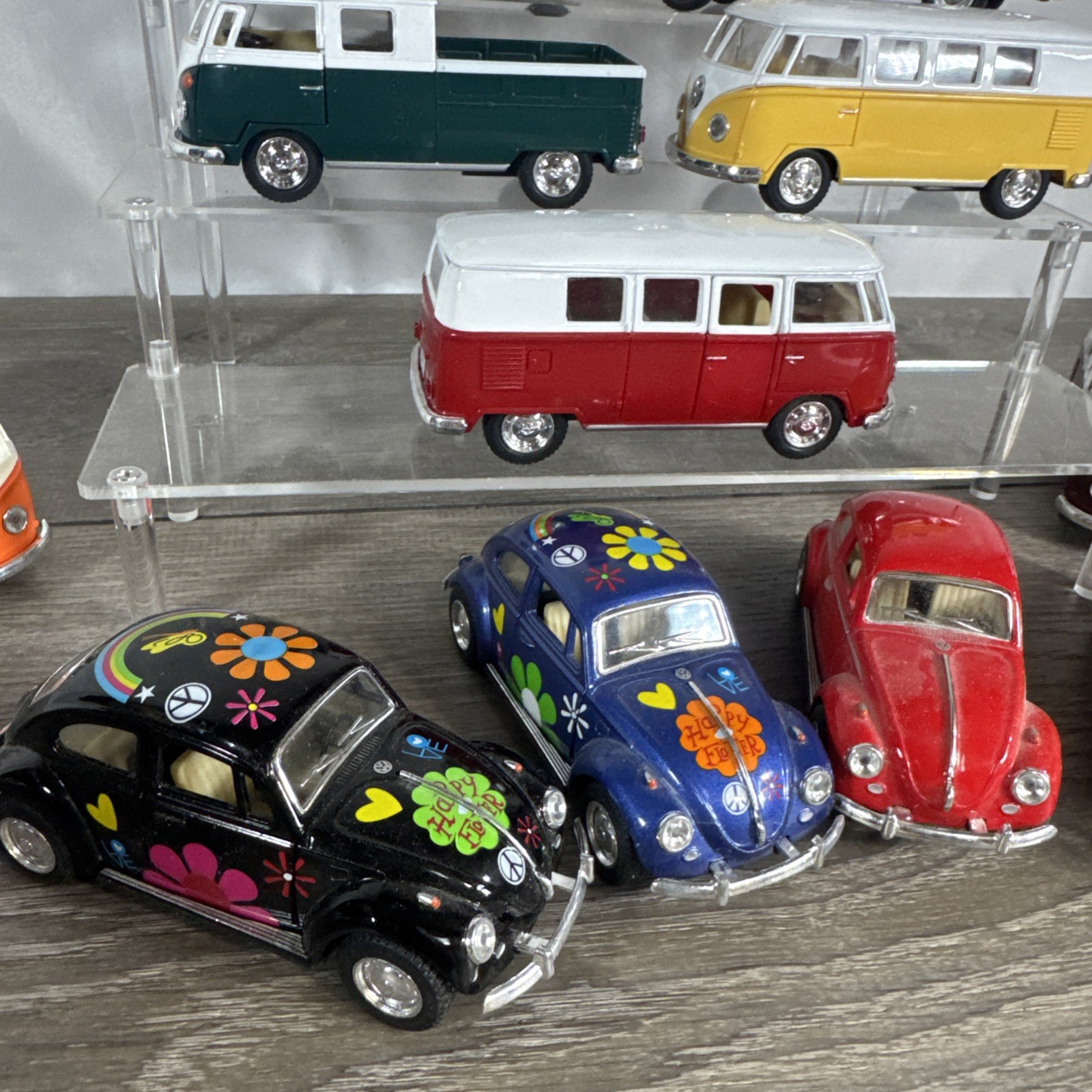 Kinsmart Volkswagen Classical Beetle And Bus Lot Of 12 Die Cast Plastic