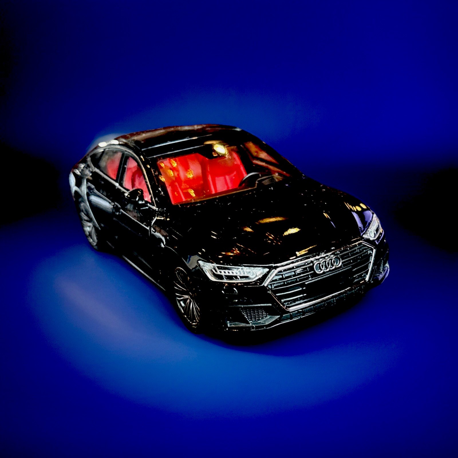 1/24 scale Die Cast Audi Luxury Sedan With Pullback Action, Lights And Sound