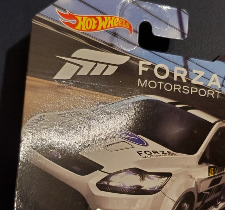 Hot Wheels ’09 Ford Focus RS Forza Motorsport 1/6