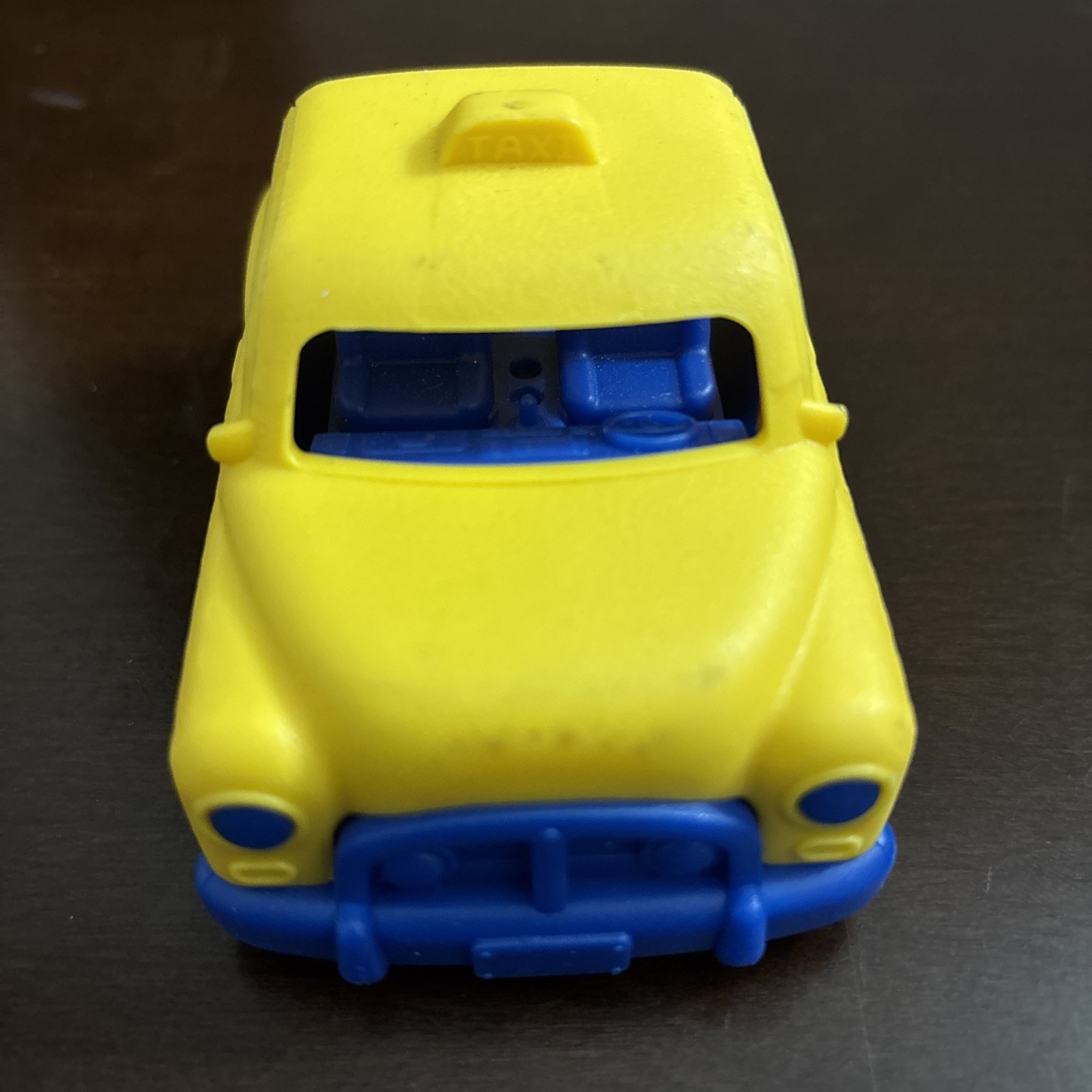 Wonder Wheels Battat Blue and Yellow Toy Plastic Car 2.5″x 3.75″
