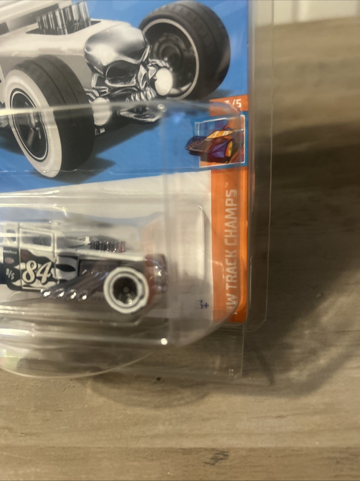 Hot Wheels Treasure Hunt Bone Shaker In Protector Collectors