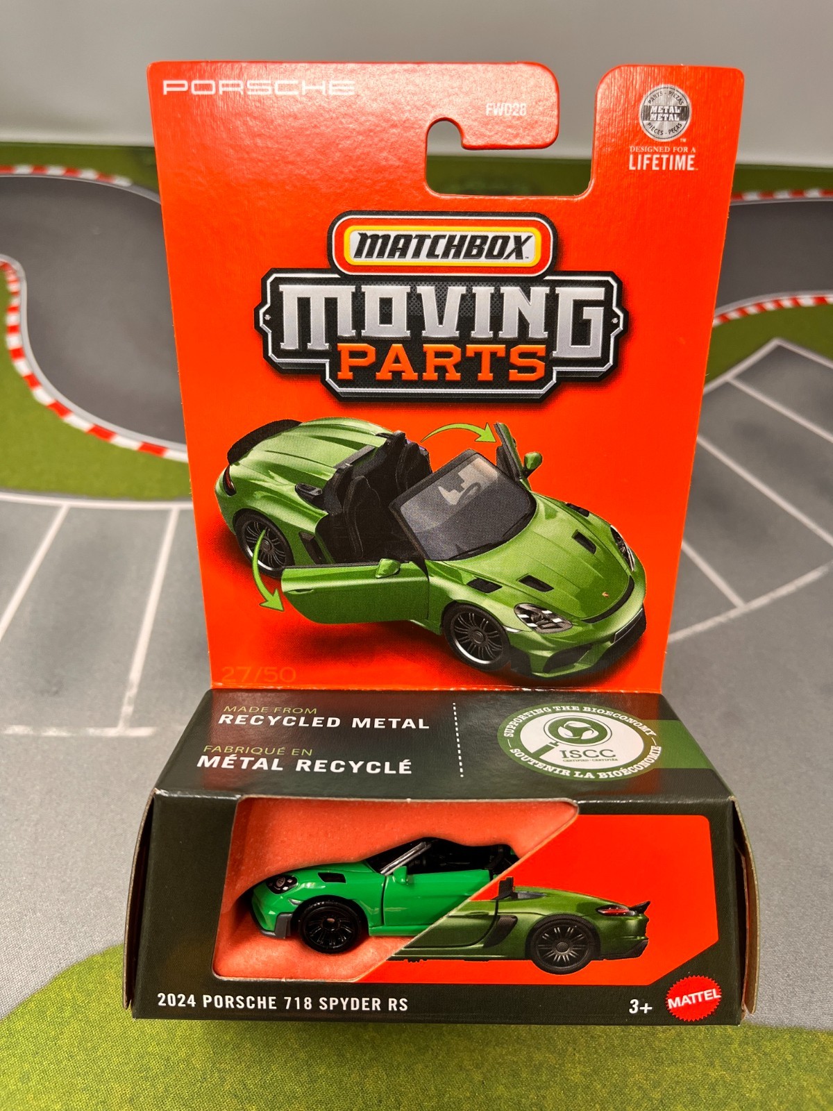 2024 Porsche 718 Spyder RS * Green * 2026 Matchbox Moving Parts Case M