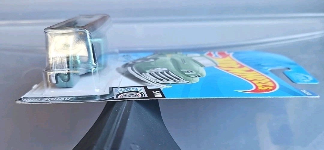 Hot Wheels ROD SQUAD lot of 4 (#204)