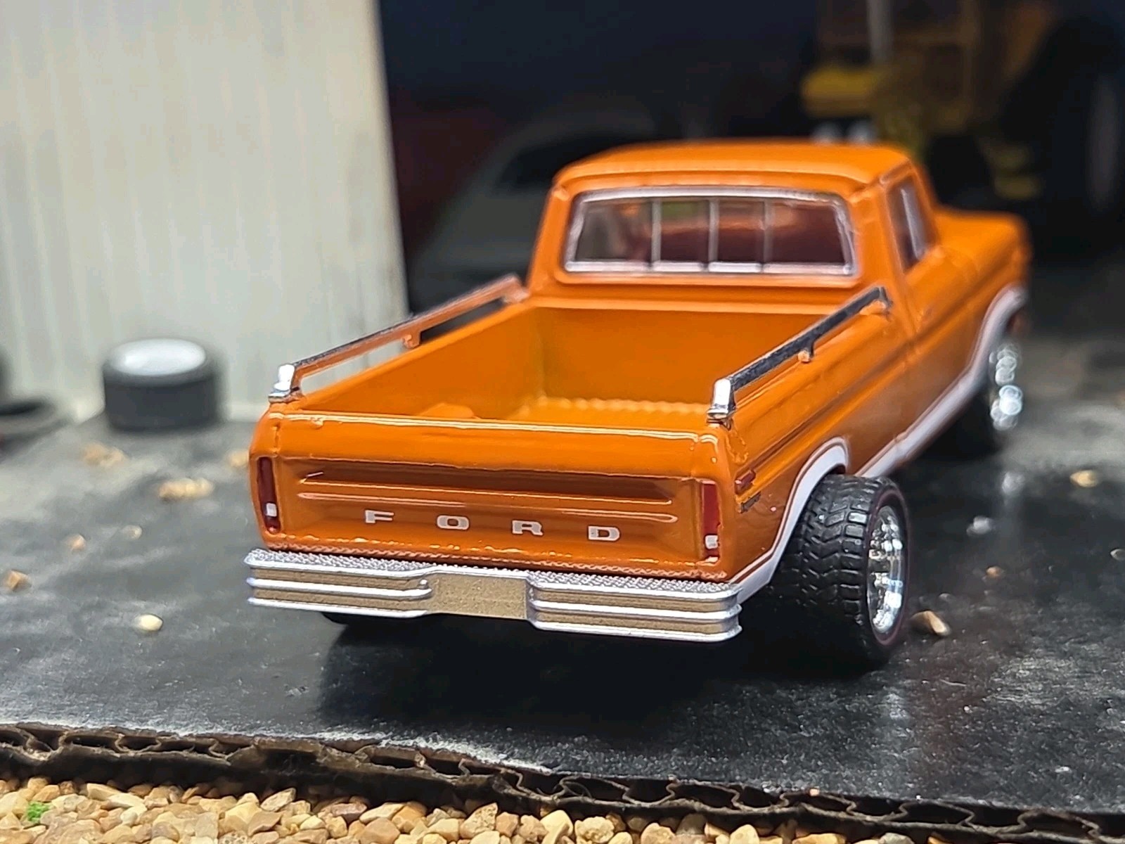 Custom Made 1973 Ford F-100 RANGER XLT 4×4 Greenlight Pickup Truck Ertl Farm 150