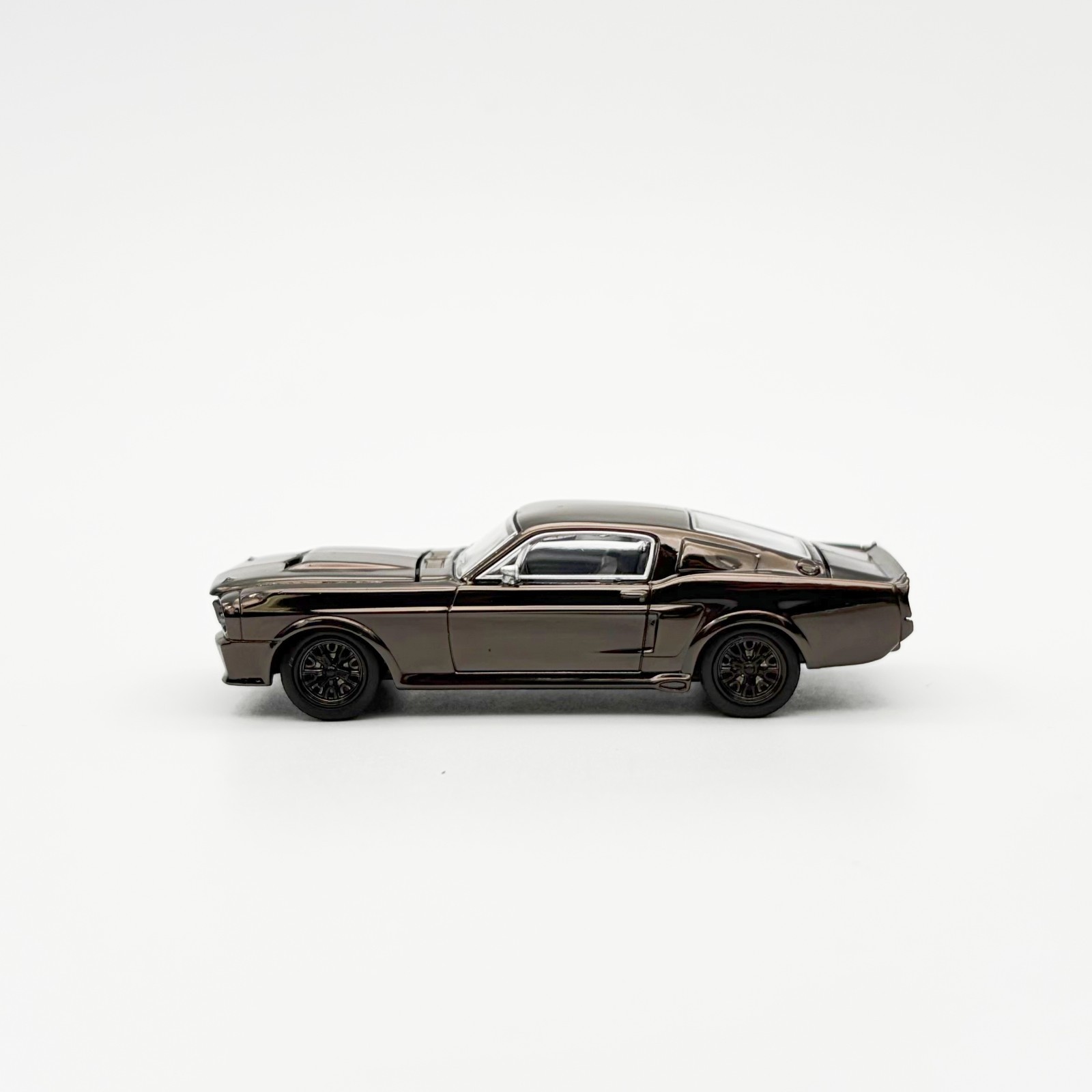Pop Race 1:64 Shelby Mustang GT500 Dark Chrome – PRDC004