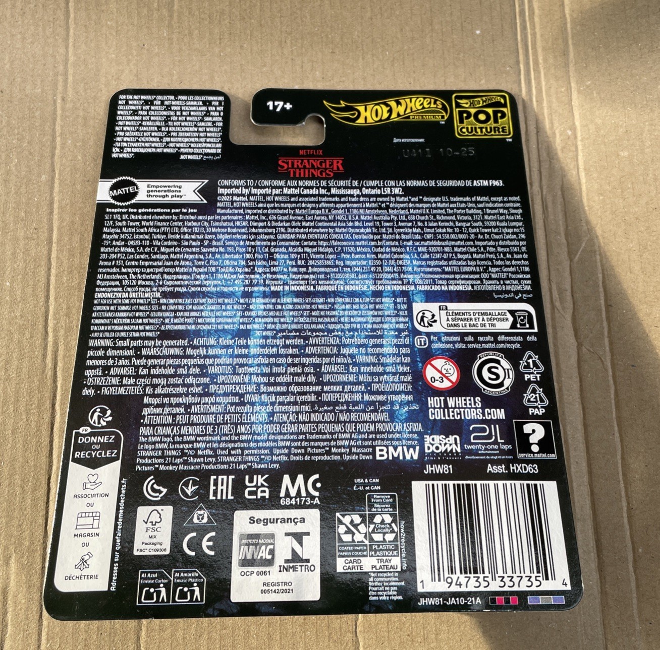 Hot Wheels Premium Netflix Stranger Things 1983 BMW 733i