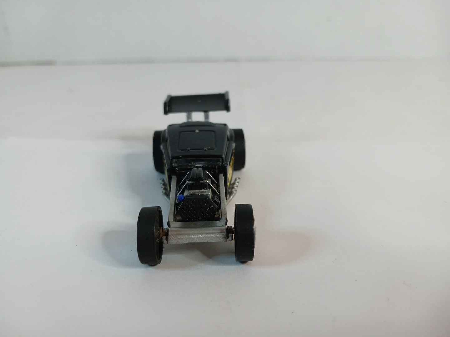 ERTL Hi Roller Hot Rod Rat Rod Lowrider Dragster Black Flames