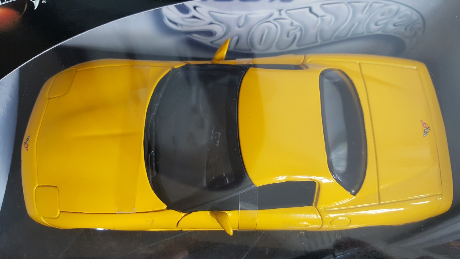 100% HOT WHEELS 1:18 YELLOW 2000 C5 Corvette Hardtop Diecast New In Box, SEALED