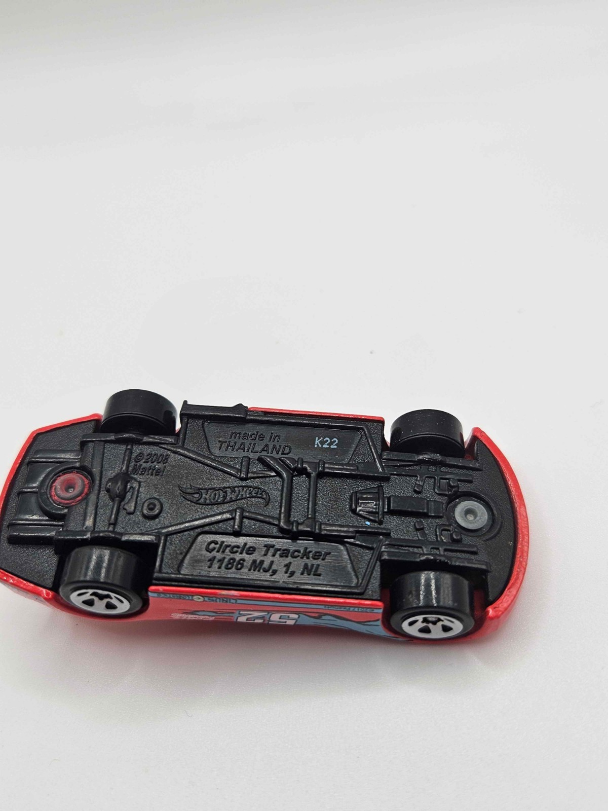 Linus & Snoopy Hot Wheels Pop Culture PEANUTS #52 Red Circle Tracker Stock Car