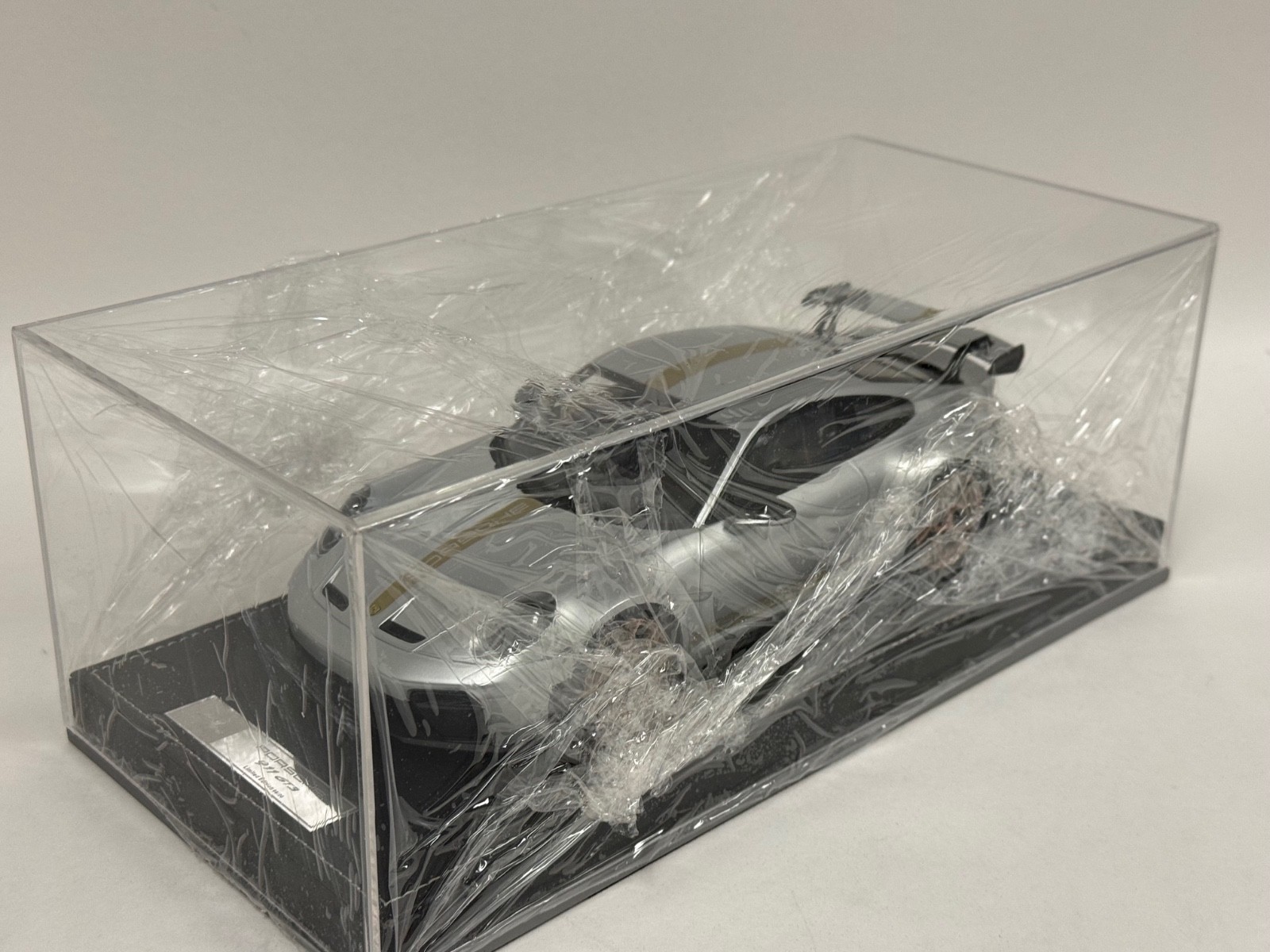 1/18 Ivy Porsche 911 GT3 992.1 Silver Gold Stripe Leather 20 pcs AB656 LAST ONE