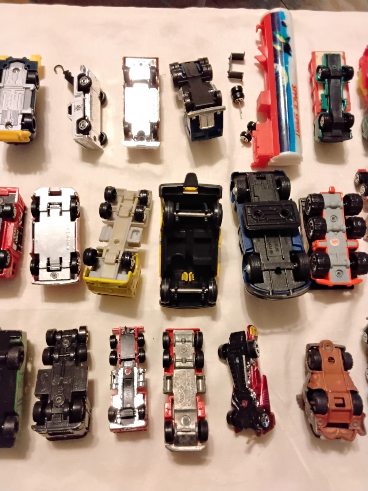 used car lot die cast metal and plastic mix 90s 33pc