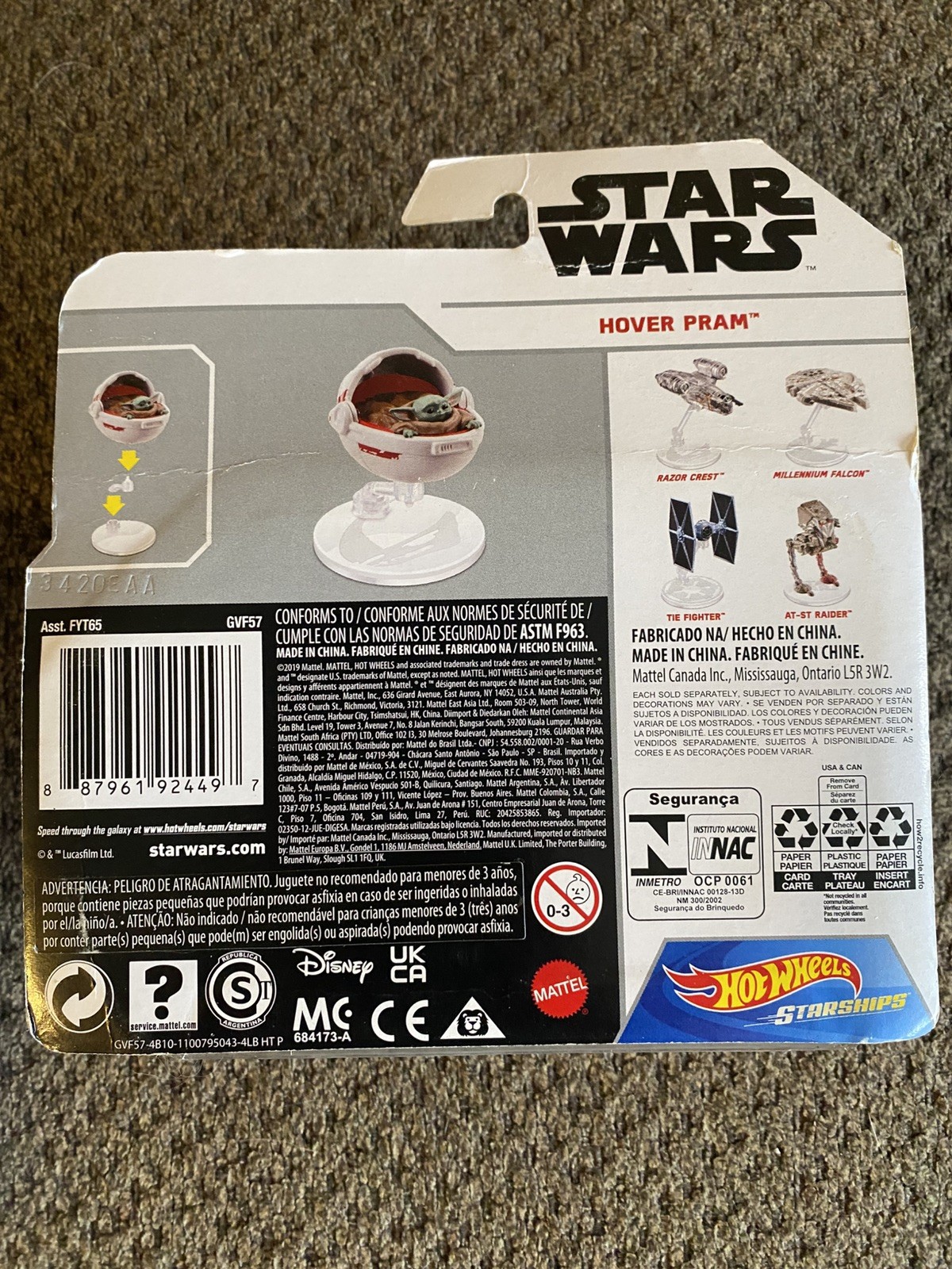 Mandalorian The Child in Hover Pram Star Wars Starships Hot Wheels 2021 Series