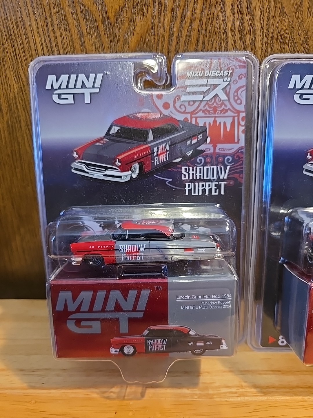 Mini GT x Mizu Diecast Lincoln Capri Hot Rod 1954 “Shadow Puppet” #874 1/64