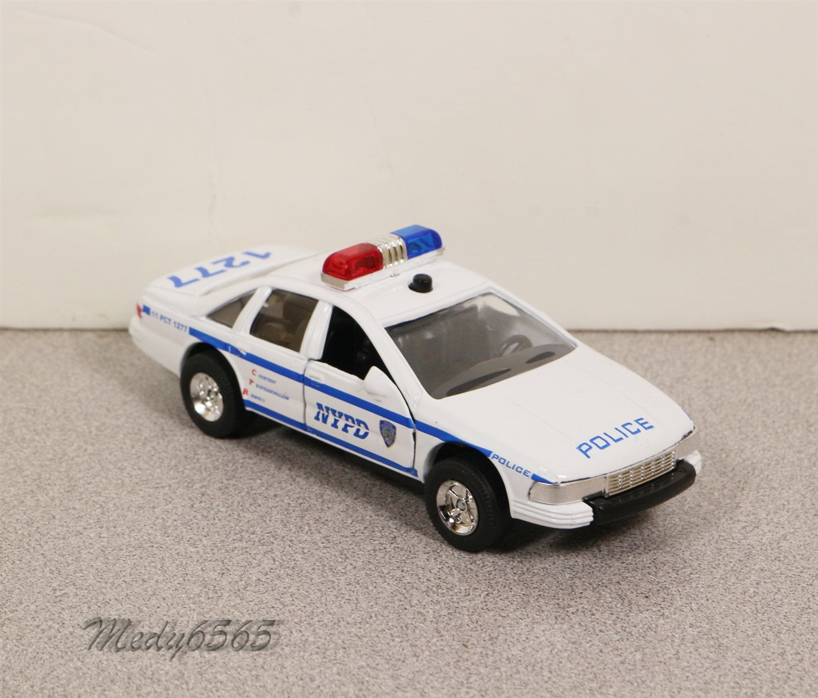 NYPD Patrol Car (One Car) Ford W/Lights “Diecast” 1/43