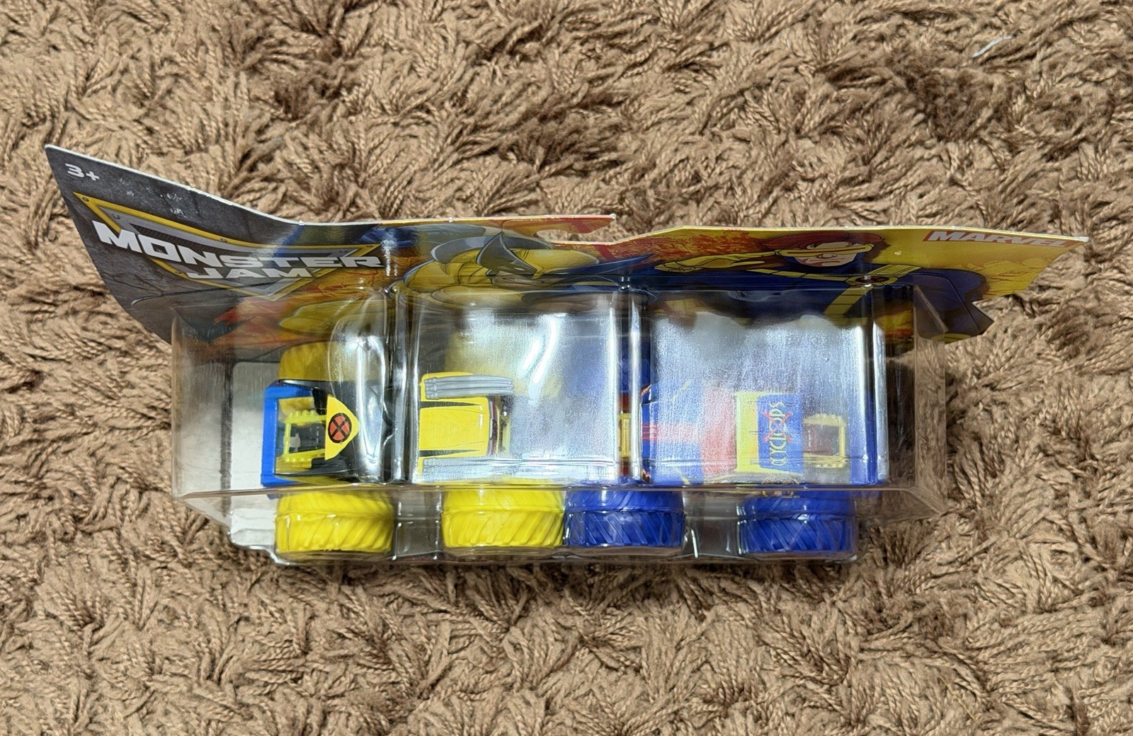 New Monster Jam Marvel X-Men Wolverine vs Cyclops 1:64 Diecast Trucks Series 6