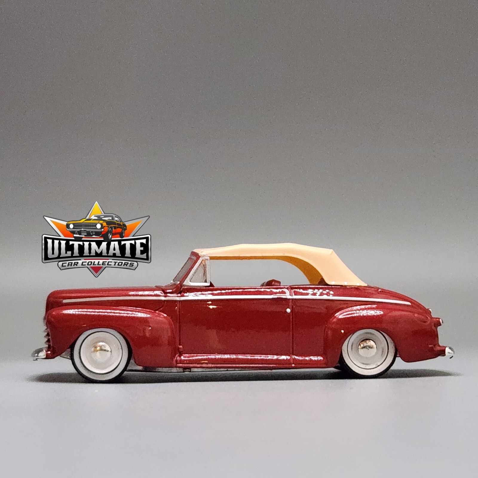 1946-1955 Ford Super Deluxe Collectible 1/64 Scale Diecast Model Collector Car