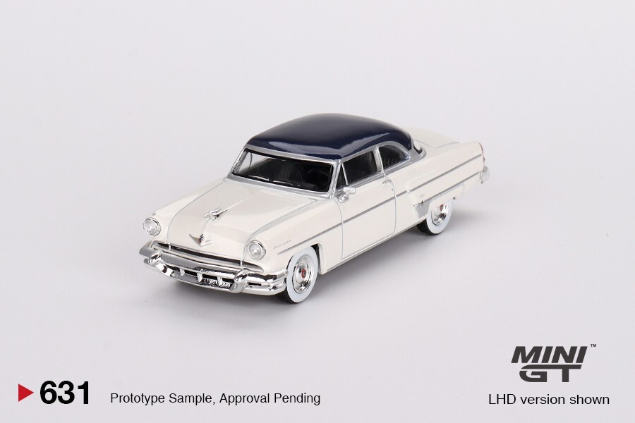 Mini GT 1:64 Lincoln Capri 1954 Arctic White / Atlantic Blue #631