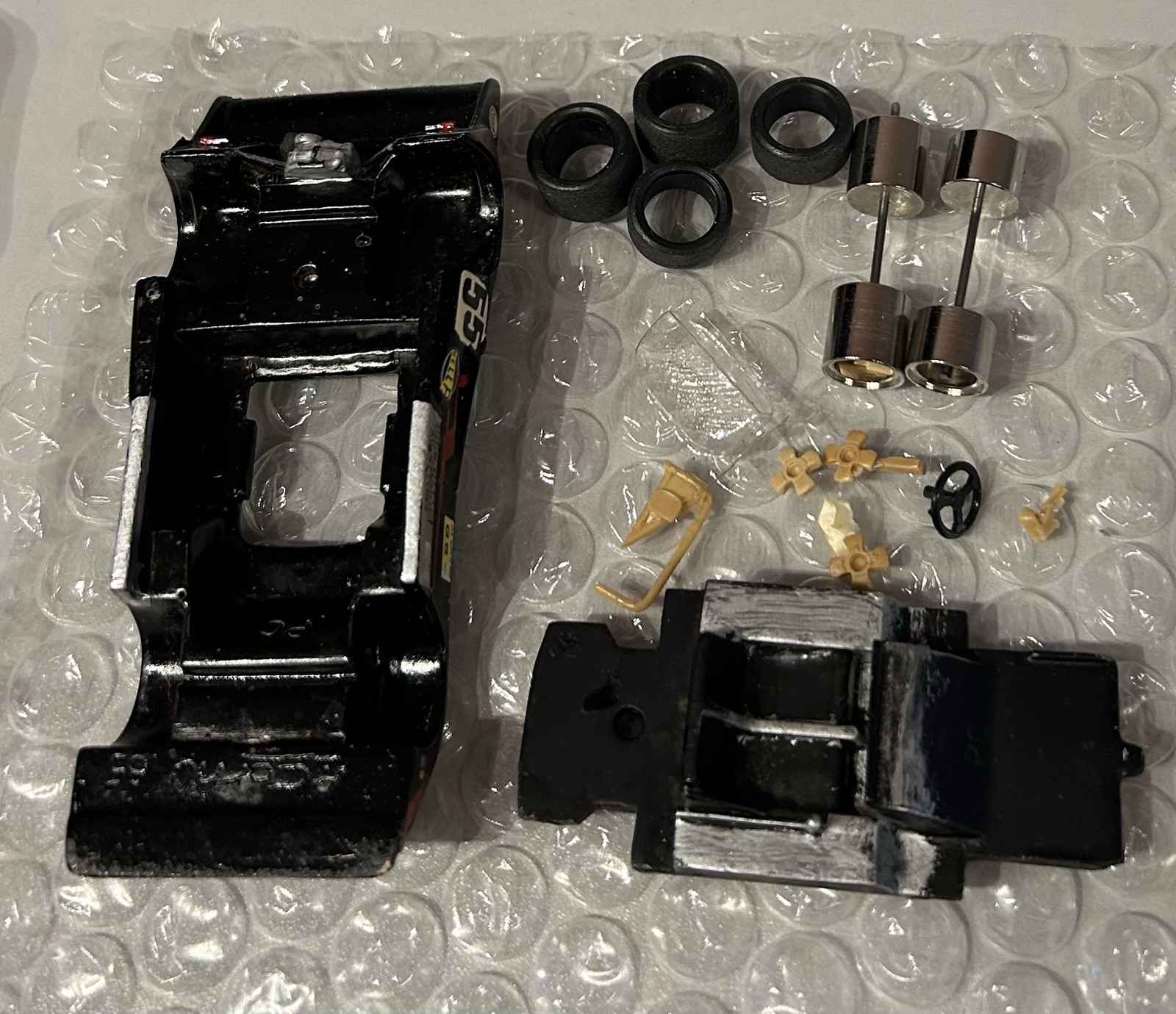 X1 Automany 1/43 Car Resin Kit – Professionally Pre-Painted, No Decals