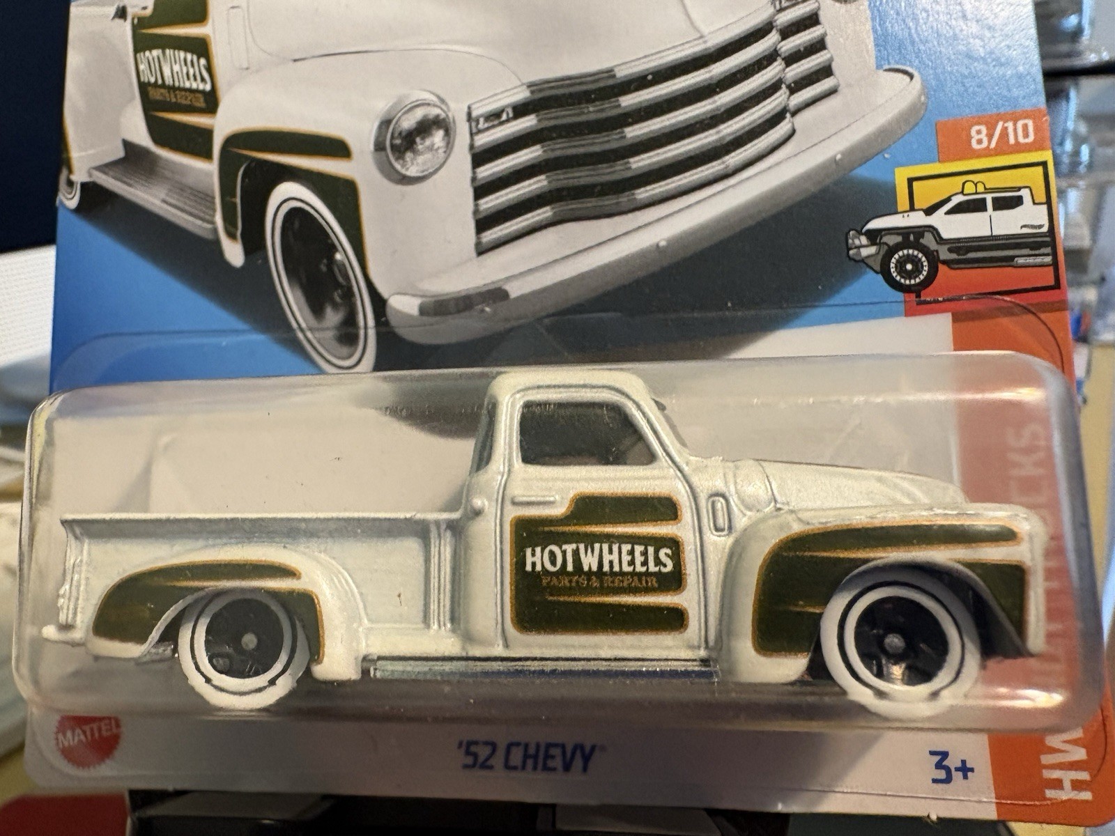 Hot Wheels HW Hot Trucks White 1952 Chevy 5 Window Pickup 8/10