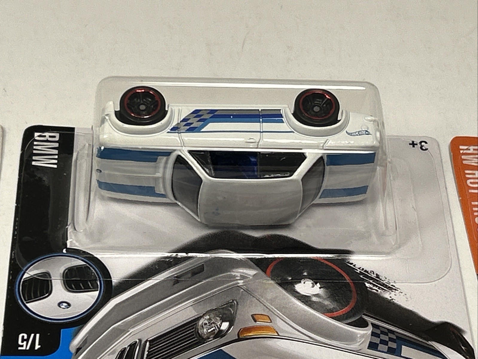 Hot Wheels 2015 Datsun 510, Morris Mini, Silverado, BMW 2002, Austin Van Lot 5