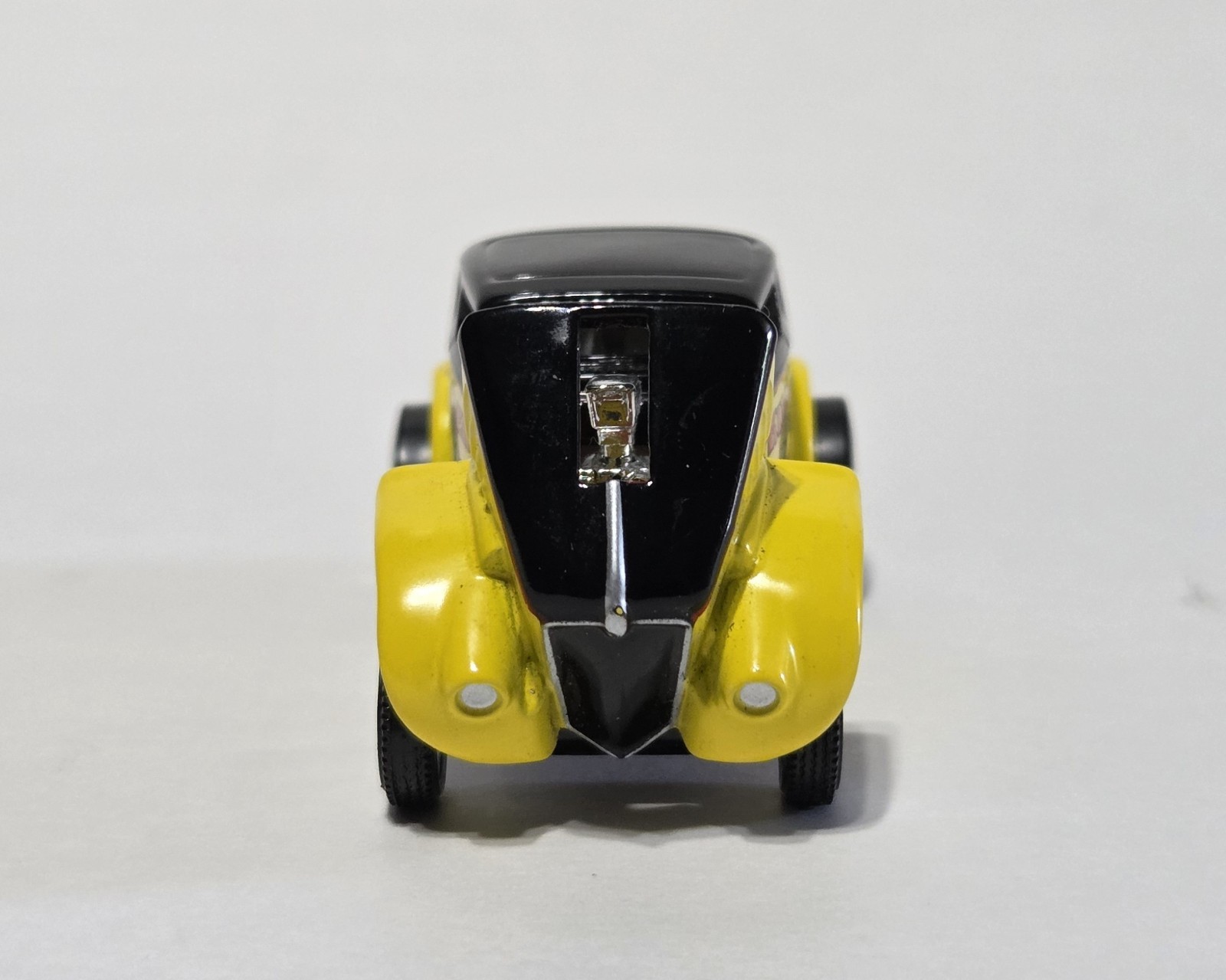 Hot Wheels 100% 1933 Willys Gasser Drag Car Loose