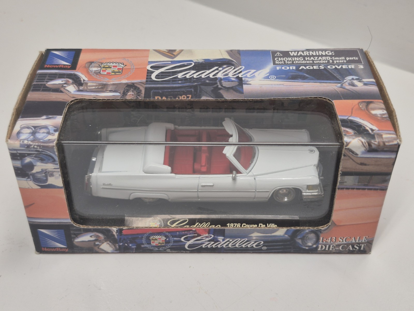 Newray 1976 Cadillac Coupe de Ville 1/43