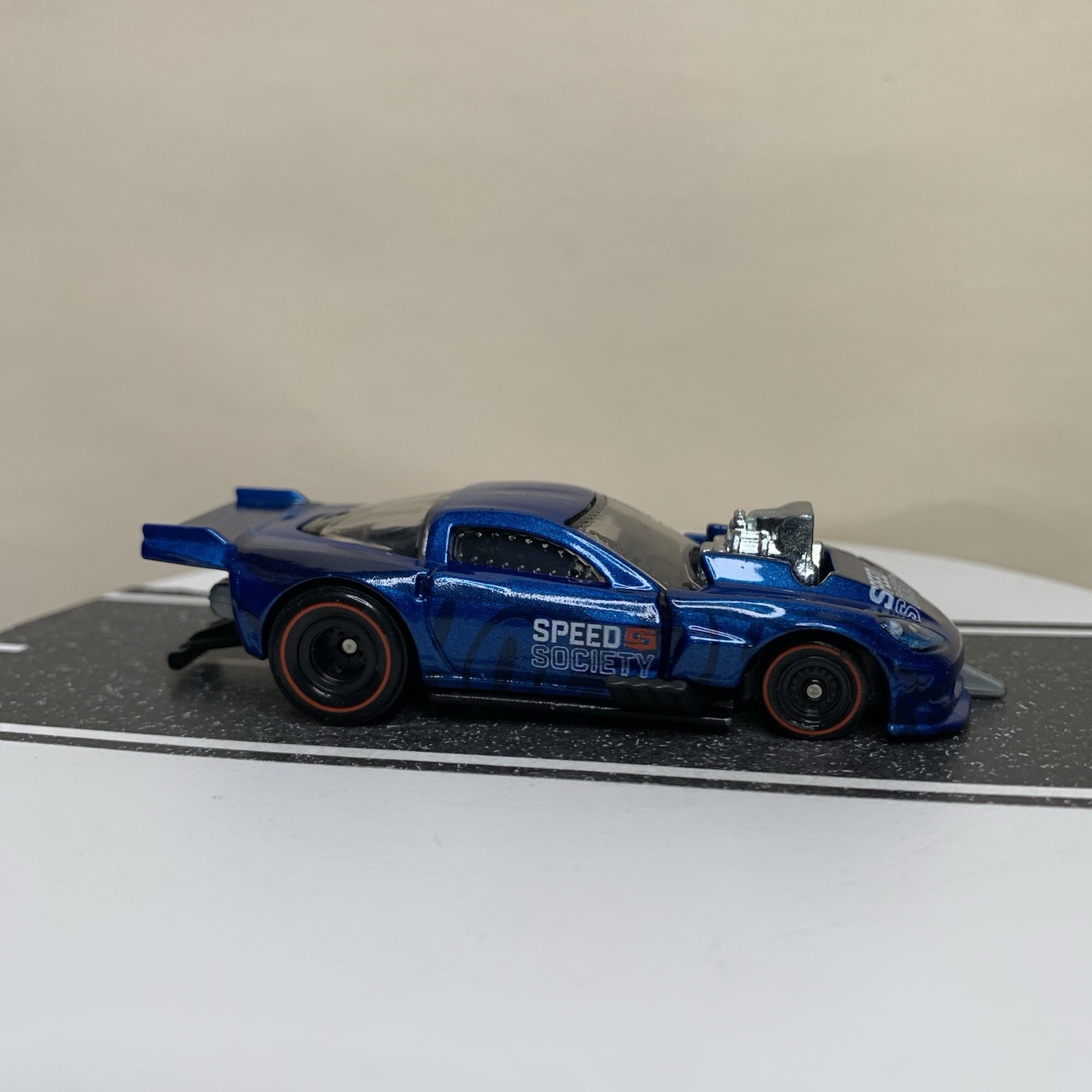 Hot Wheels Premium Boulevard ’12 Chevy Corvette Z06 Drag Racer Dragster Blue NM