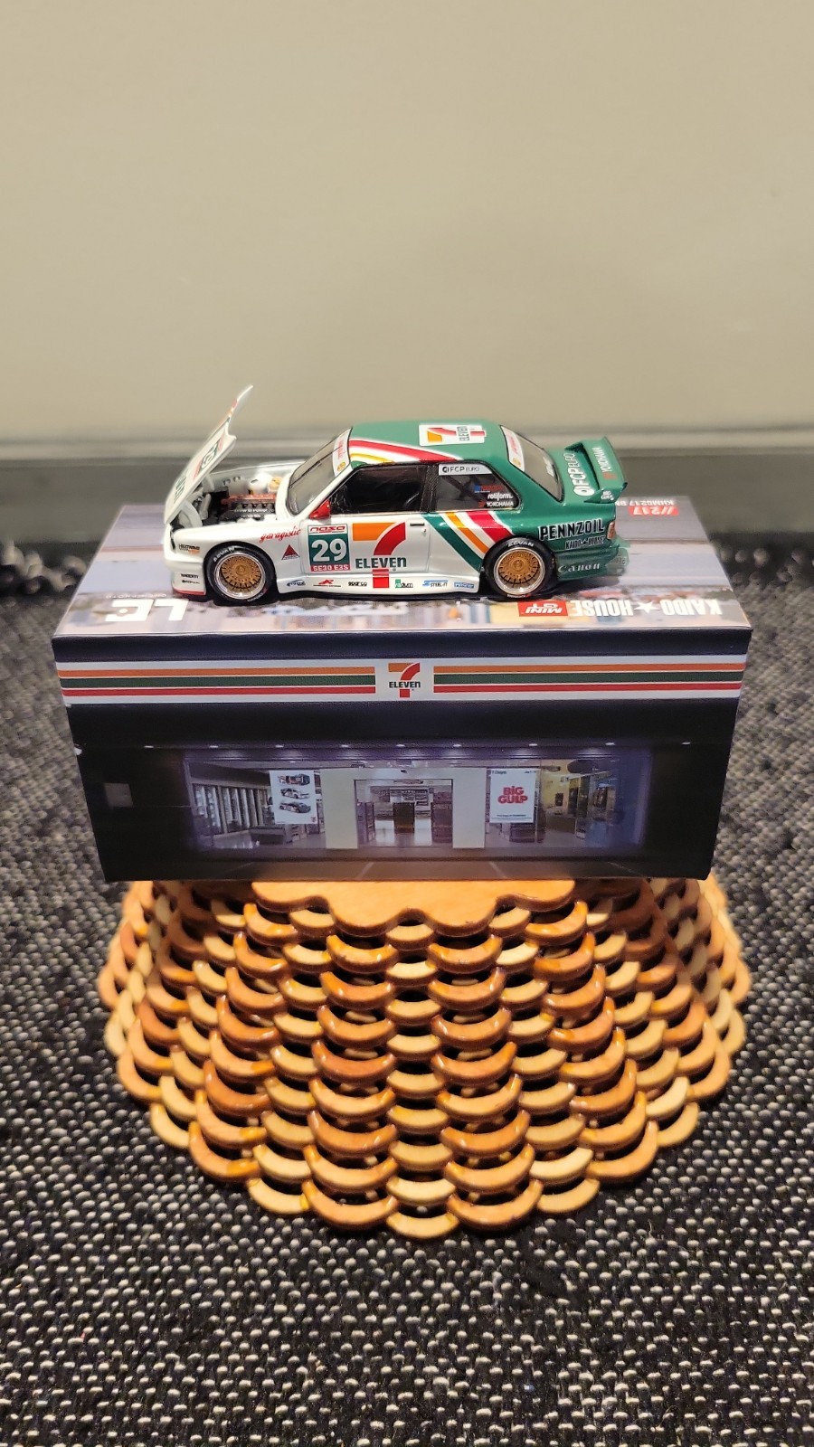 Kaido House x Mini GT BMW M3 Kaido Works Larry Chen V1 Seven-Eleven #217 1/64