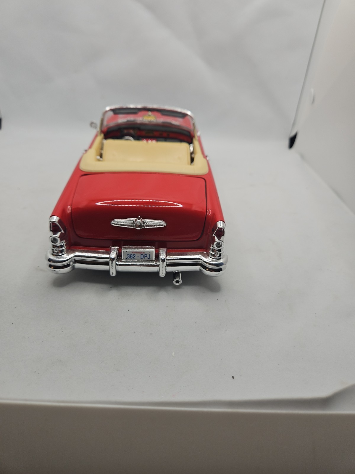 MIRA GOLDEN LINE 1/18TH SCALE 1955 BUICK CENTURY CONVERTIBLE RED #CR1