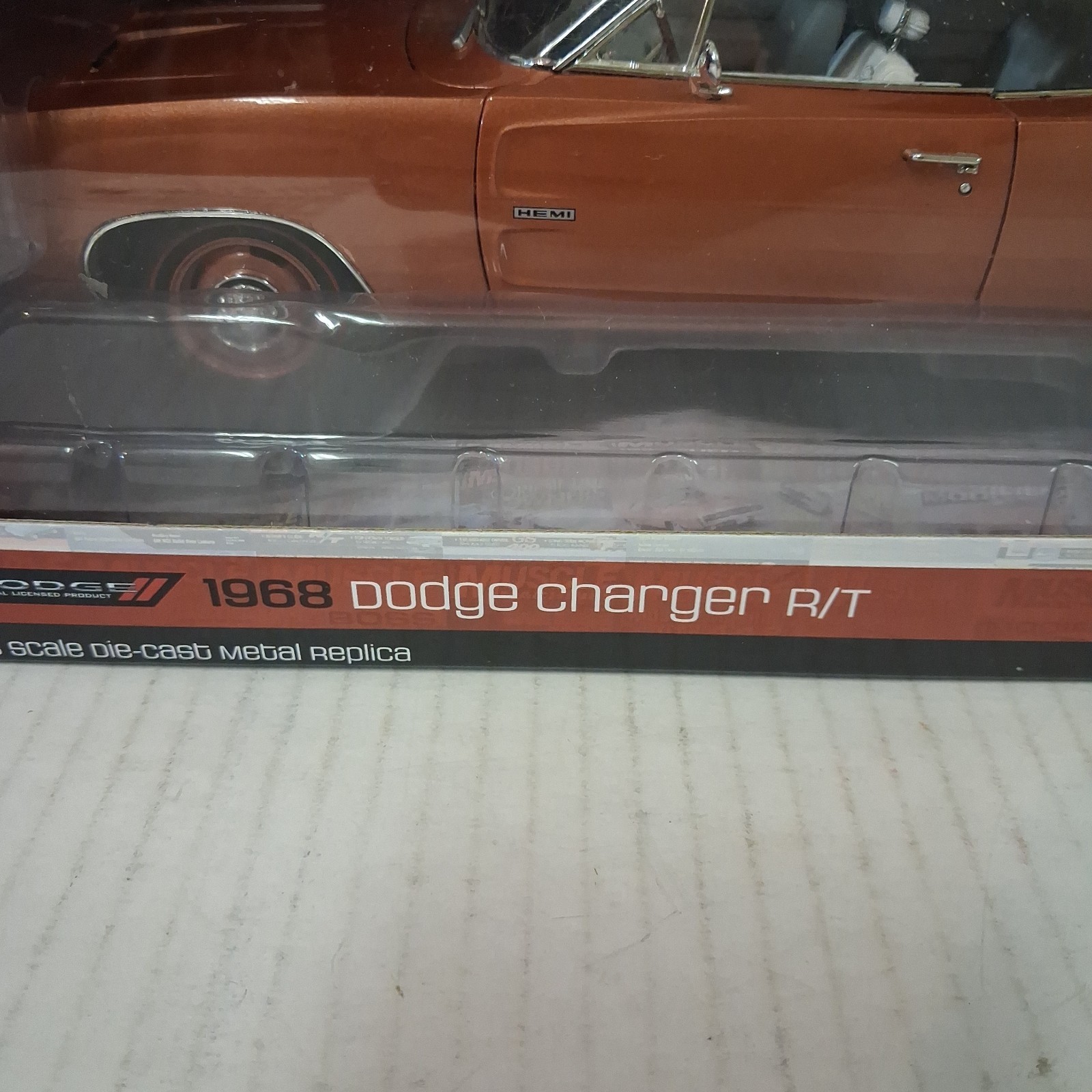 AUTO WORLD 1/18 Diecast BRONZE 1968 DODGE CHARGER R/T SPECIAL 1 OF 1002 Copper